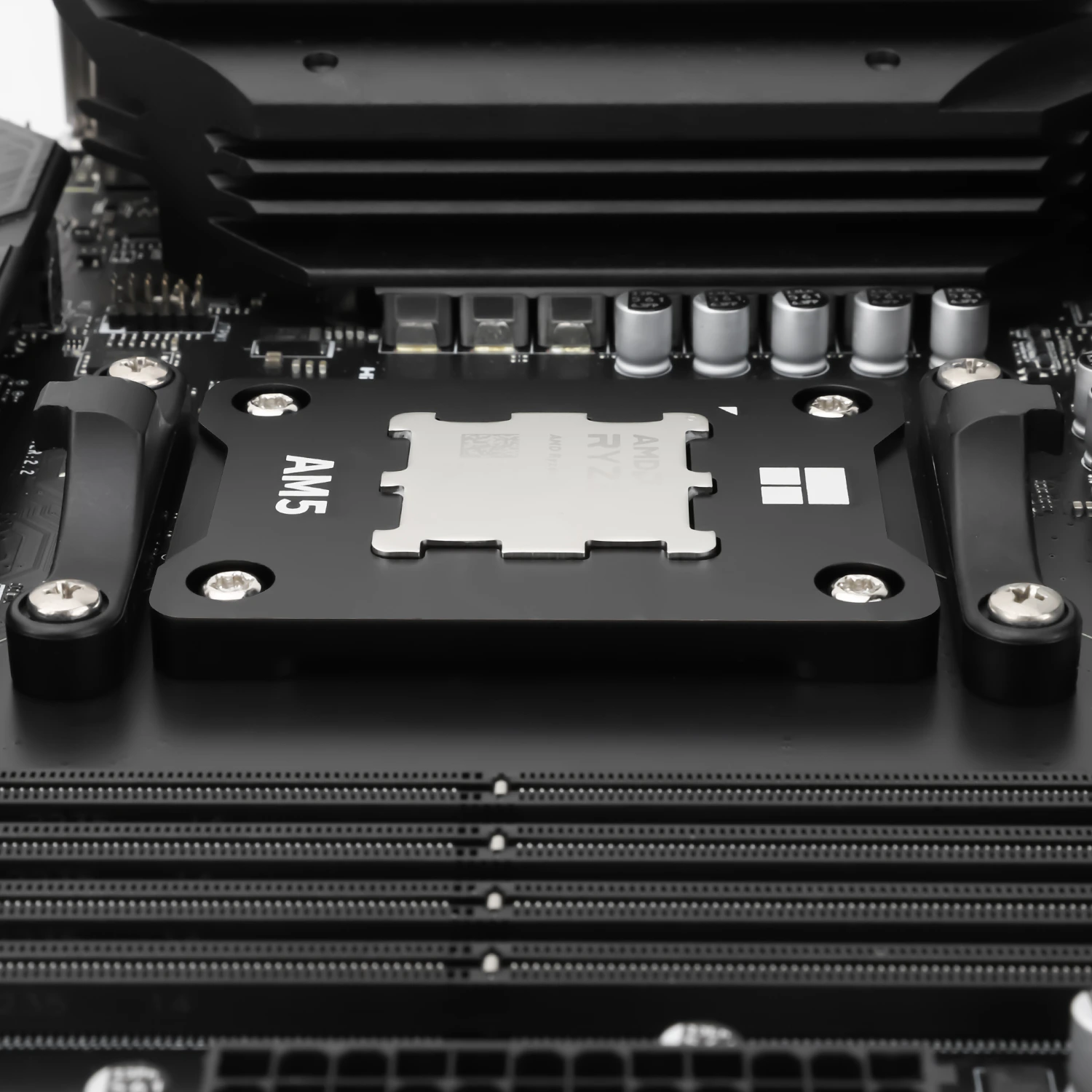 AM5 Secure Frame BLACK V2 - Vue 3 | Accessory Maroc