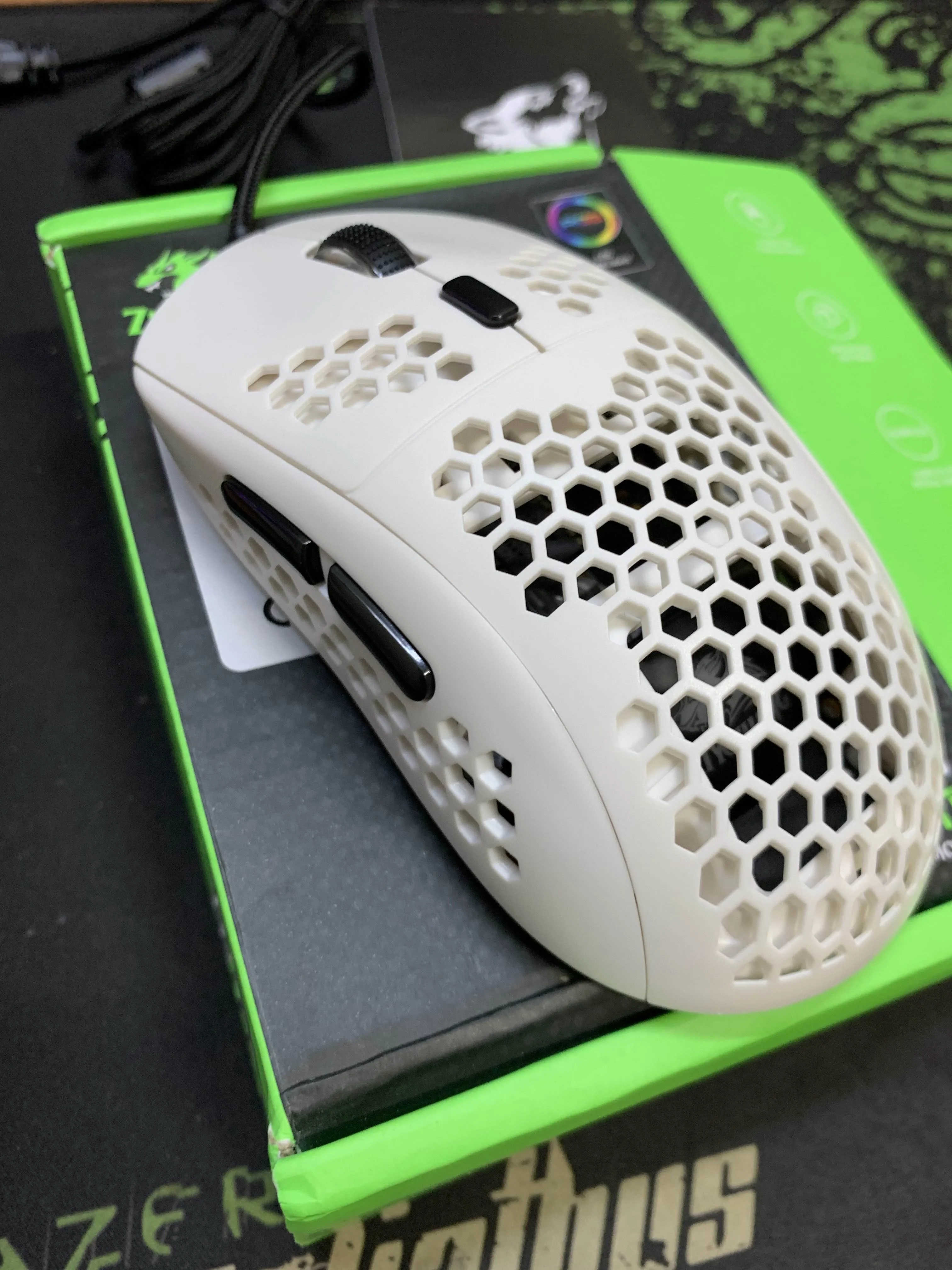 ZIYOULANG M8 Wired Mouse (White) - Vue 6 | Mouse Maroc